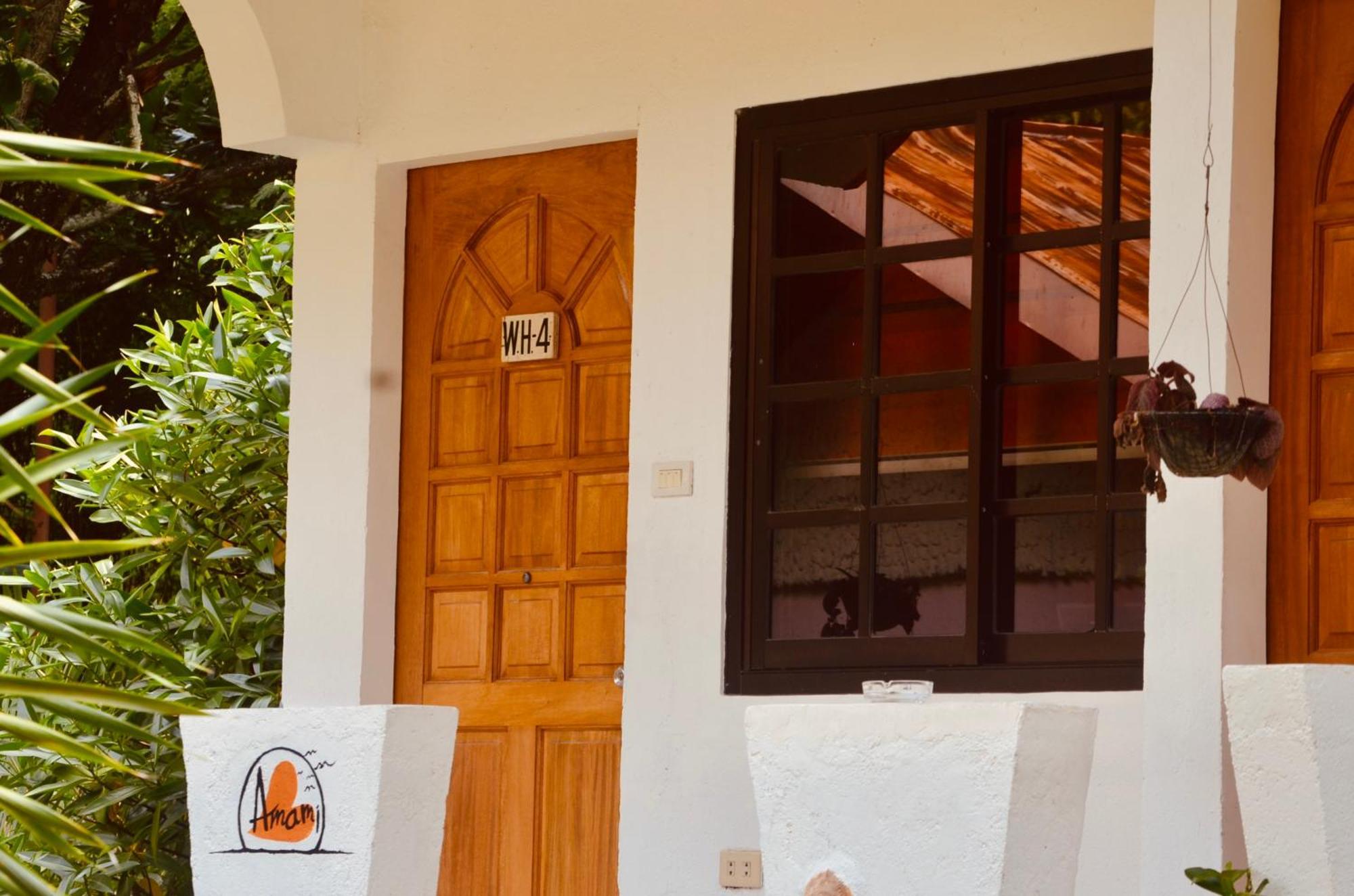 Amami Beach Resort Puerto Galera Exterior photo